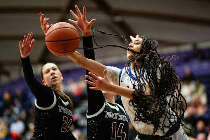 Jefferson Willamette 6A Oregon girls basketball quarterfinal 2024 Naji Saker-23